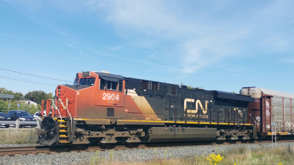 CN 2904